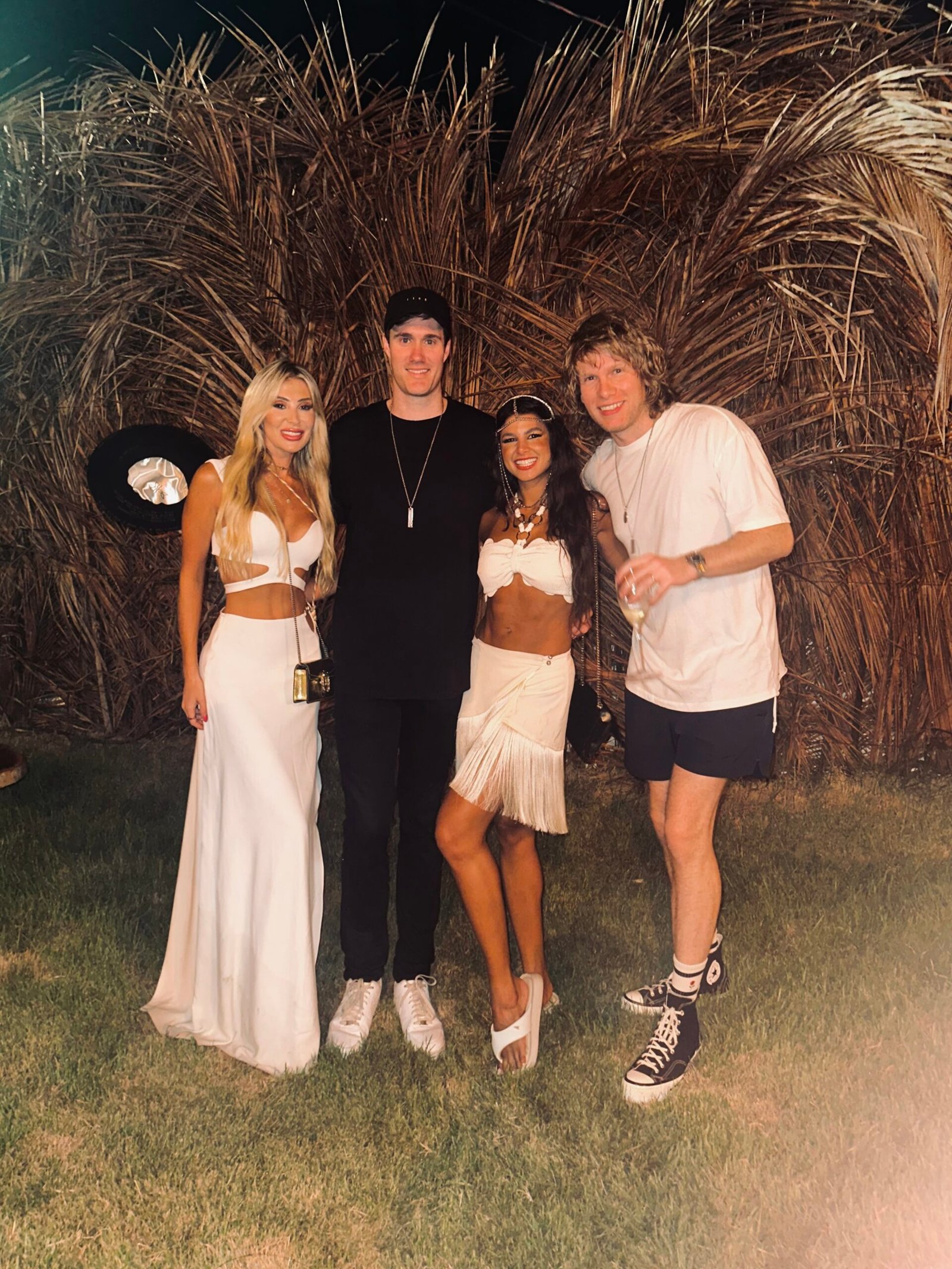 Facetune_01-01-2024-23-10-50