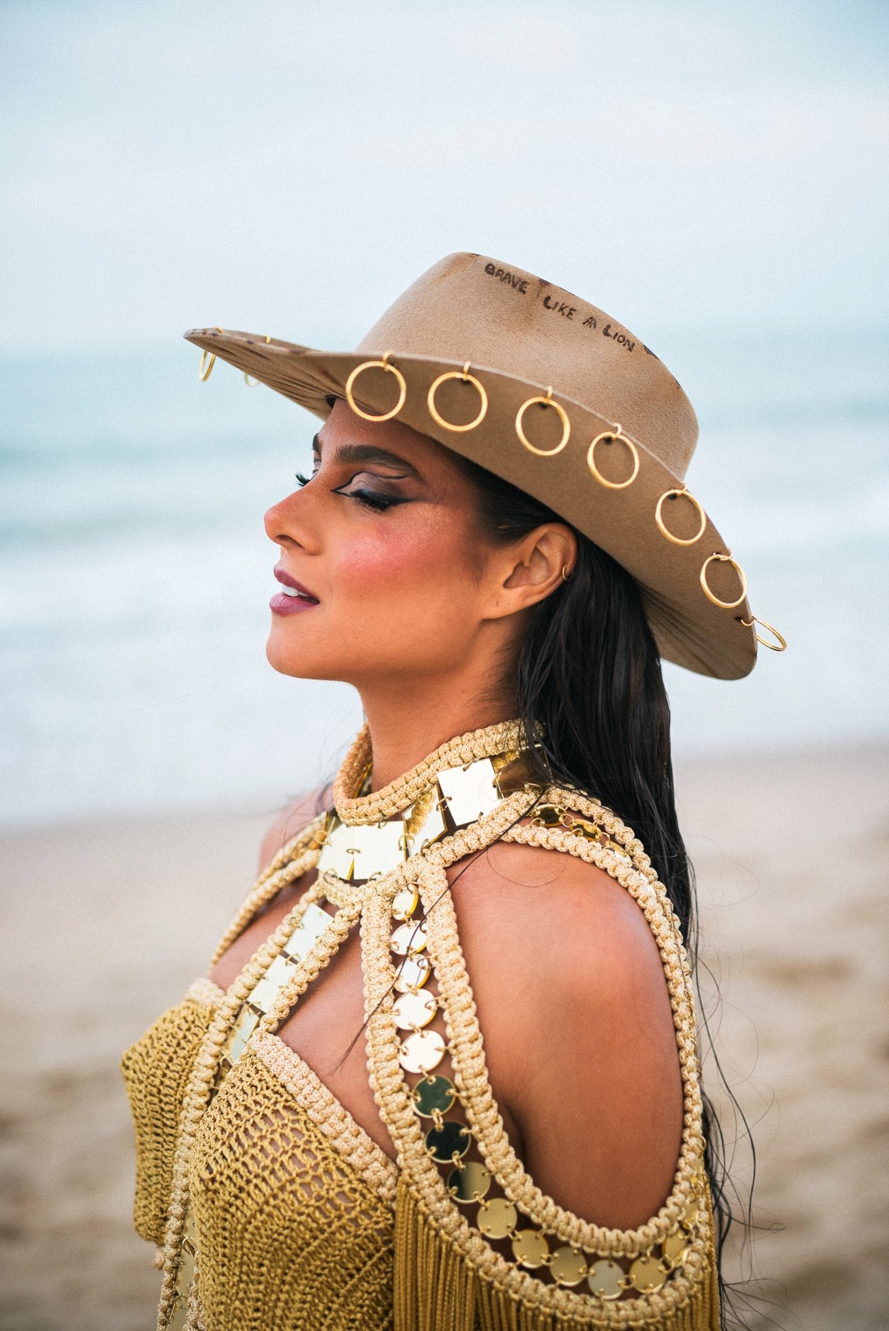 Facetune_21-07-2024-19-24-44