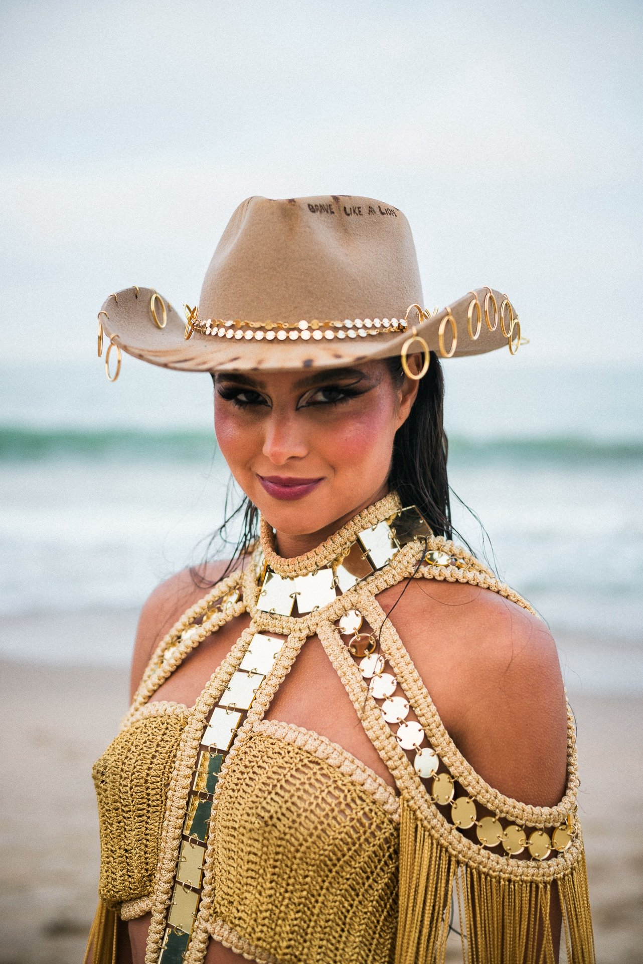 Facetune_21-07-2024-19-25-34