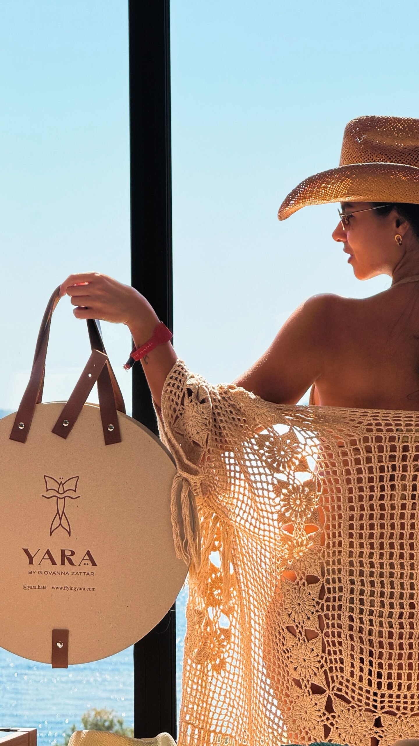 facetune_15-08-2025-17-43-32-2