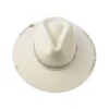 chapeu-fedora-hemera-suede-branco-aba-reta-luxo-yara-atelier(16)