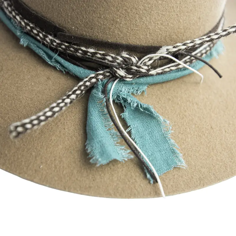 chapeu-fedora-nefertun-la-camel-yara-atelier(1)