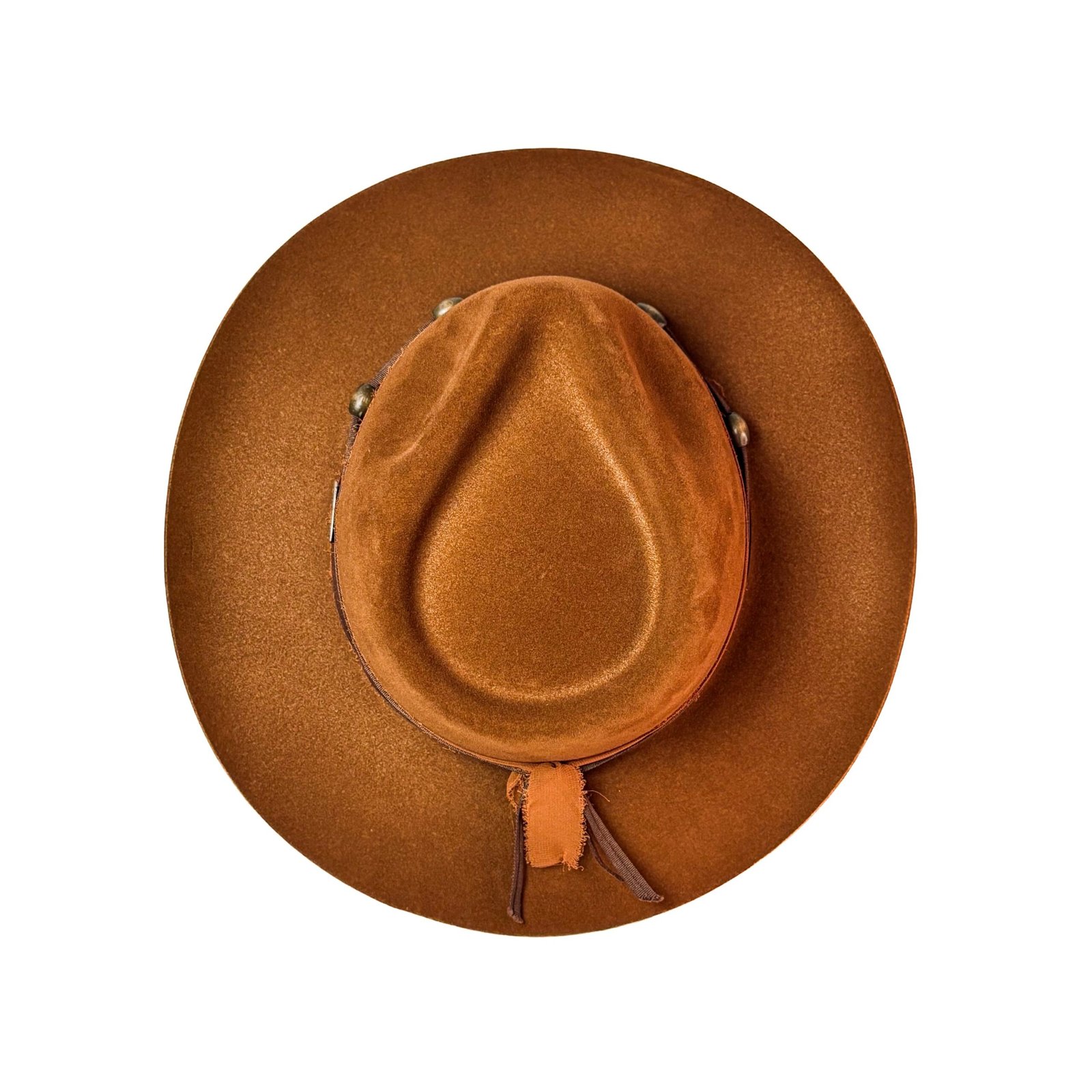 chapeu-fedora-suede-marrom-contas-yara-atelier-17
