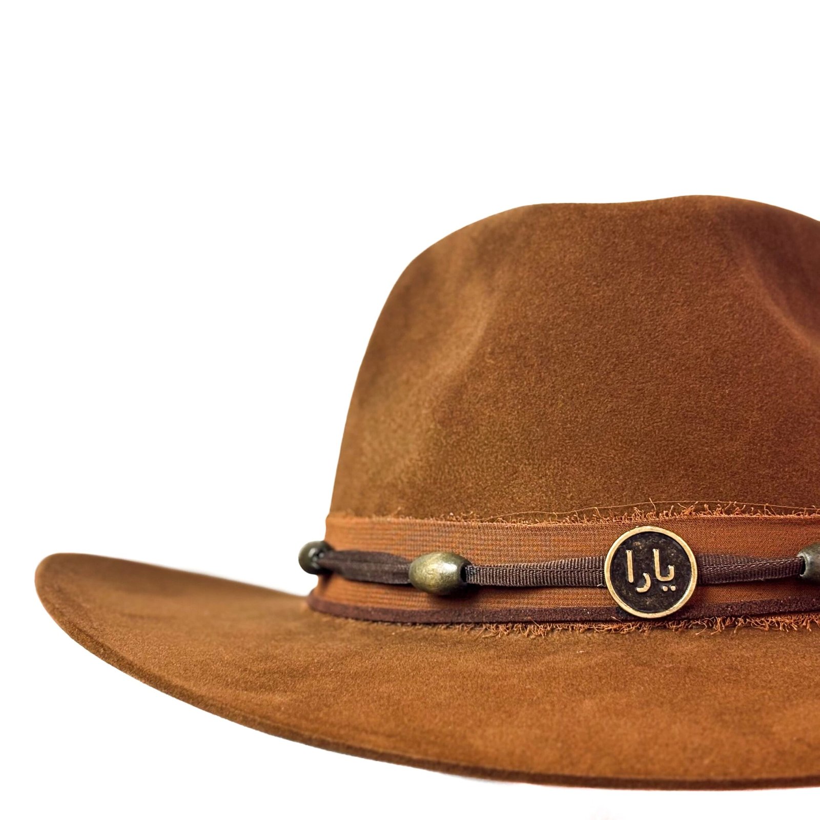 chapeu-fedora-suede-marrom-contas-yara-atelier-5