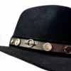 chapeu-fedora-suede-preto-bandana-marrom-yara-atelier (3)